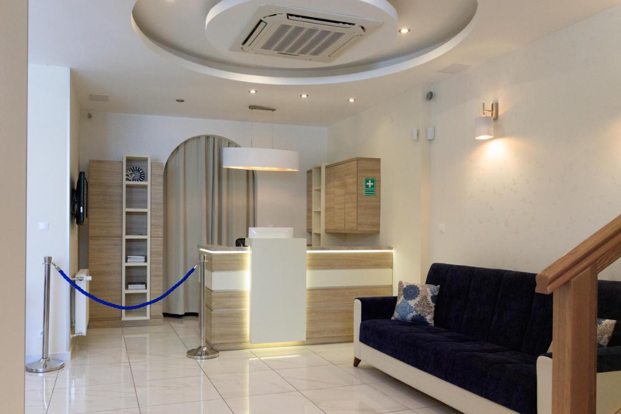 Villa Marina Inn Шиофок Экстерьер фото